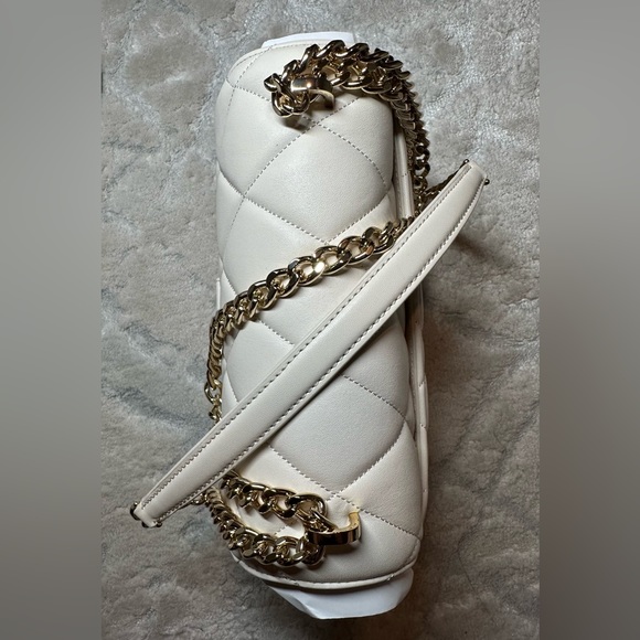 Kate Spade Carey Small Flap Shoulder Crossbody Bag in Parchment - Picture 4 of 10